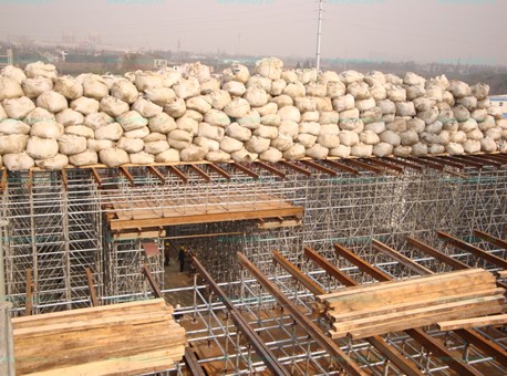 “碗扣式鋼管腳手架,適應時代需求才能長u發展”